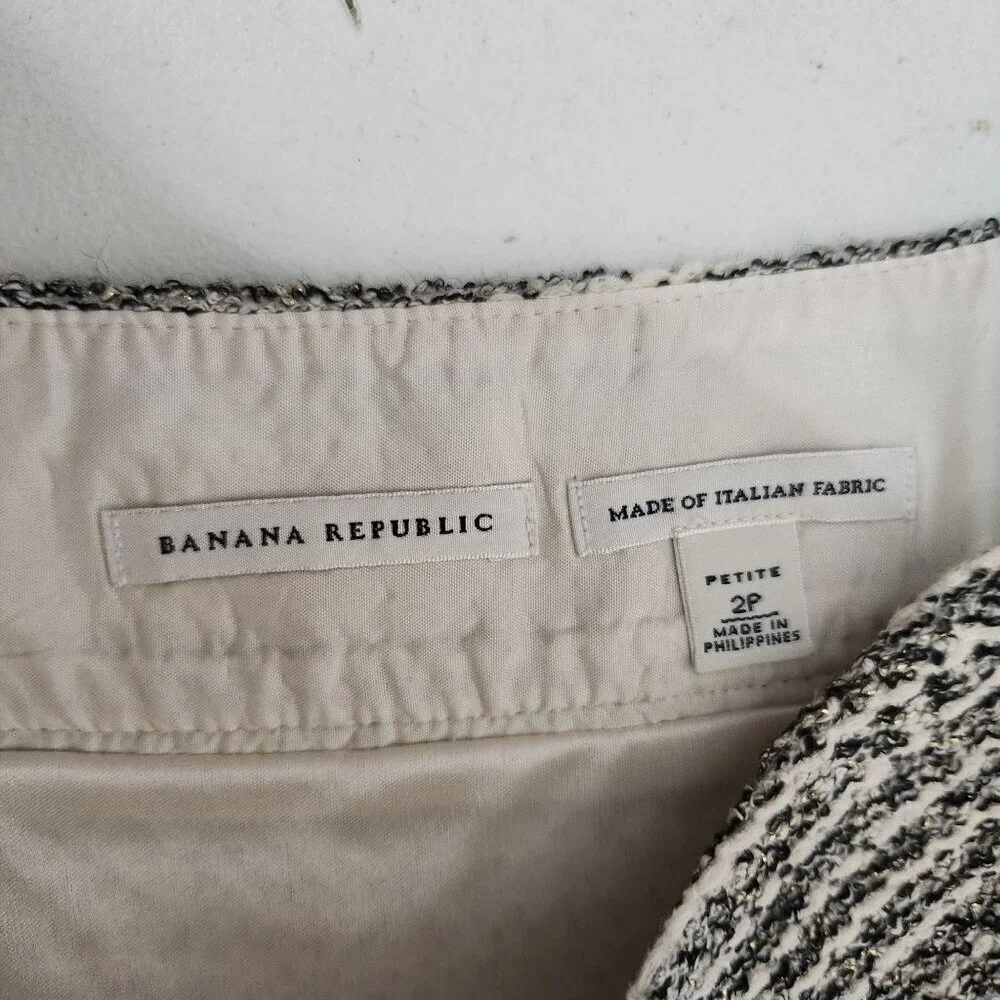 Banana Republic Tweed Pencil Skirt Womens Petite 2P Black White Striped Italian